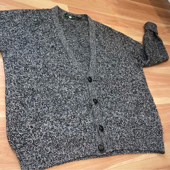 Vintage Marshall Fields 100% New Wool Scotland Gray Cardigan Sweater Size Large - Picture 10 of 14
